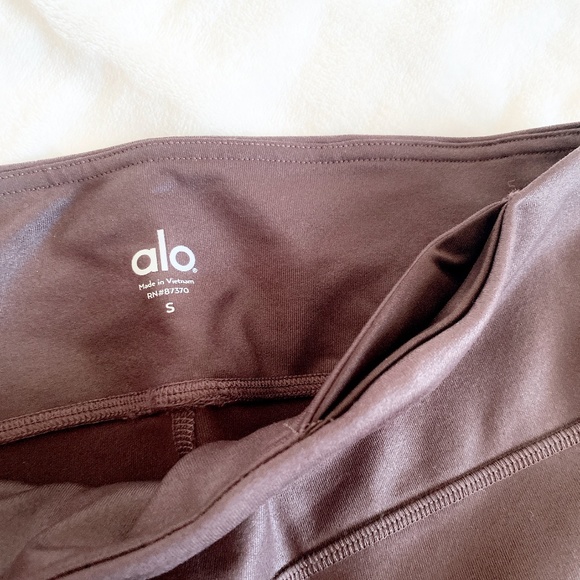 BNWOT Alo Yoga Idol Ruched Leggings - Picture 5 of 7